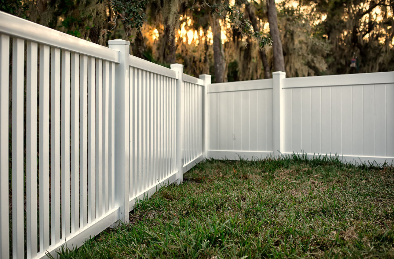 The Advantages of Installing a Vinyl Privacy Fence in Fishersville, VA