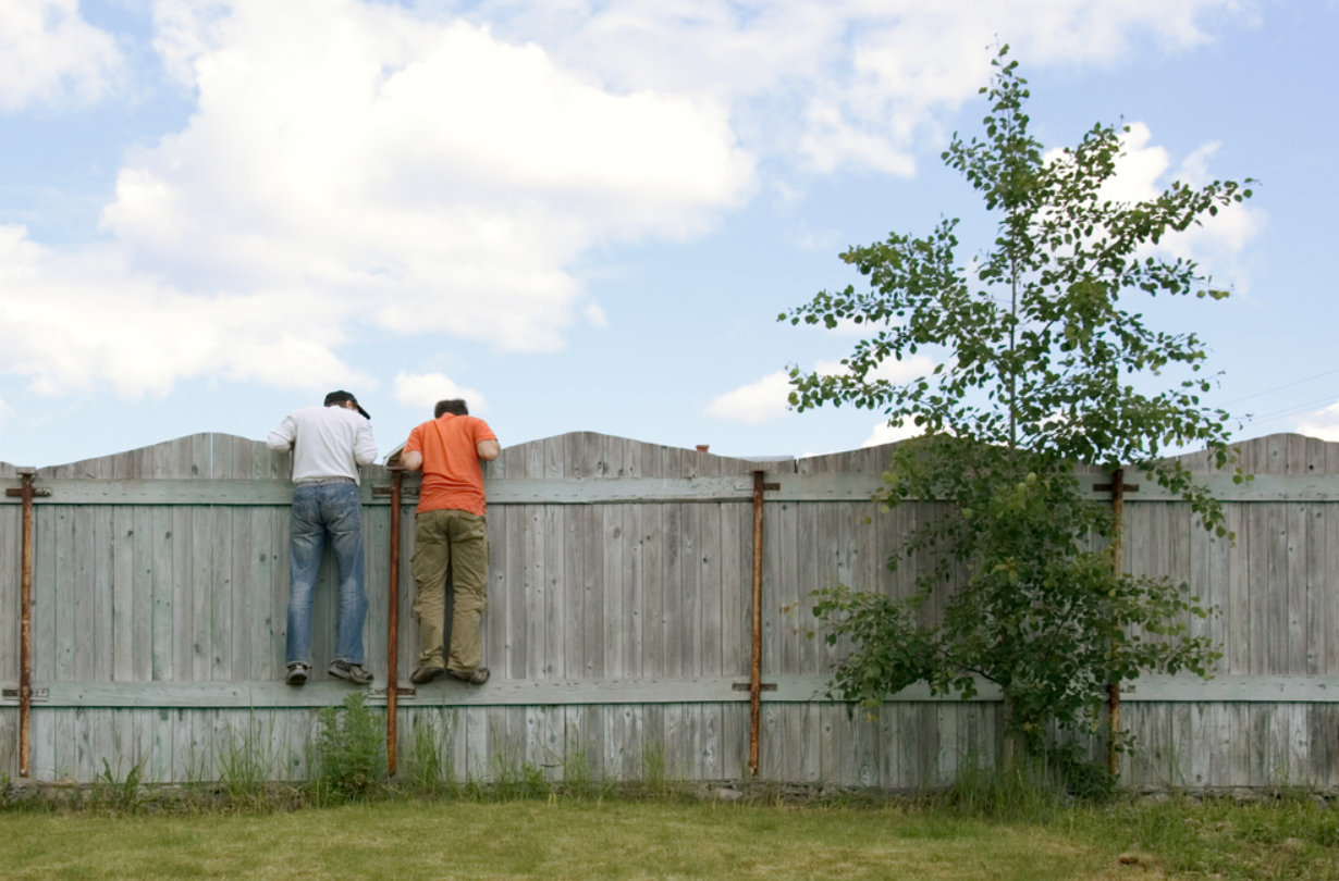 How Fence Installations Help Define Property Lines for Homeowners in Augusta County